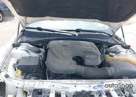 2015 Chrysler 300 Limited from USA, damaged, VIN 2C3CCAAG8FH815559